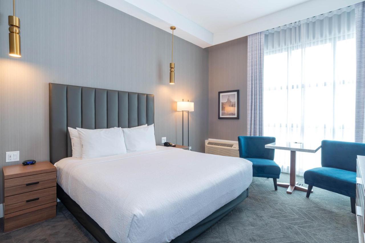 Sandman Signature Sherwood Park Hotel Zewnętrze zdjęcie